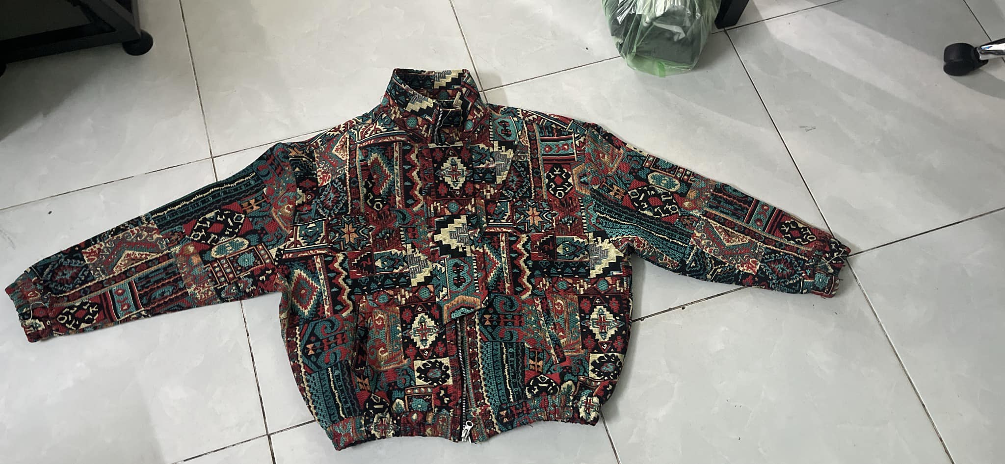 Gia Công Áo Khoác Thời Trang Local Brand